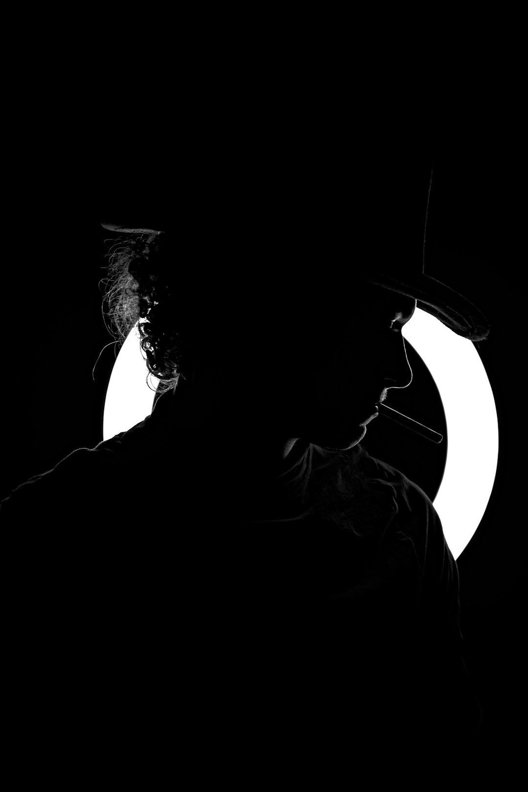 sherlock holmes silhouette